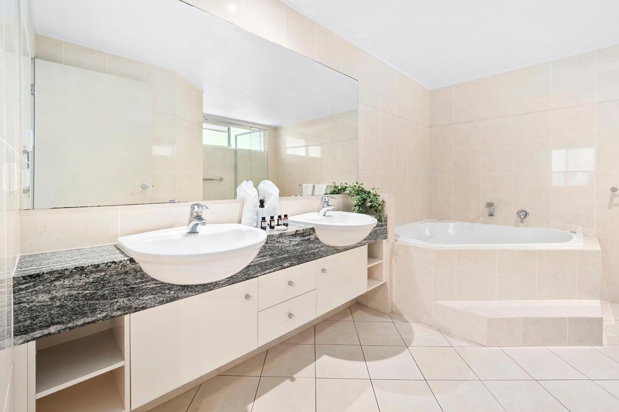 Arlington Apartments Clifton Beach Rom bilde